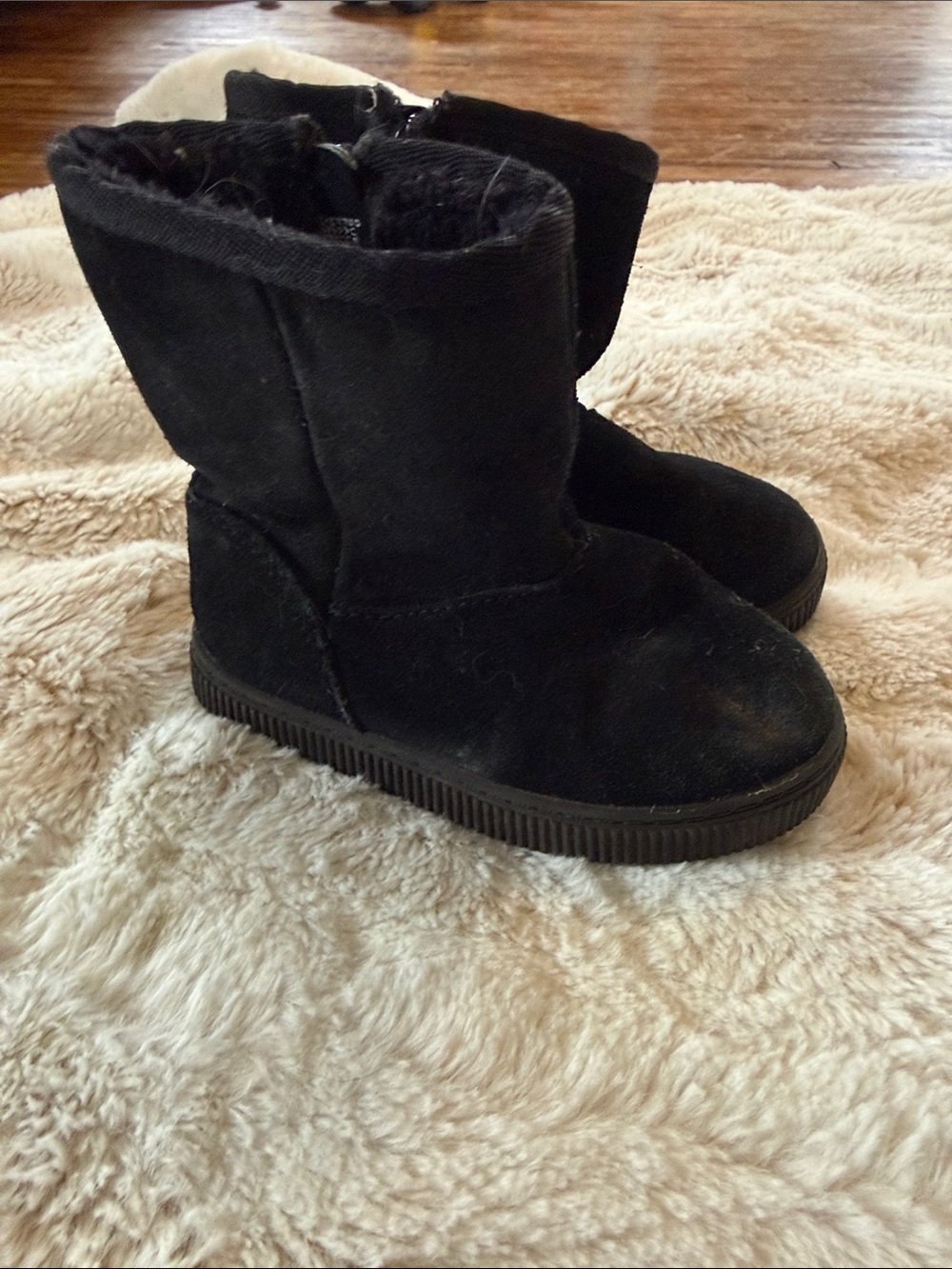 Cat & Jack  Black Suede girls’ boots size 8